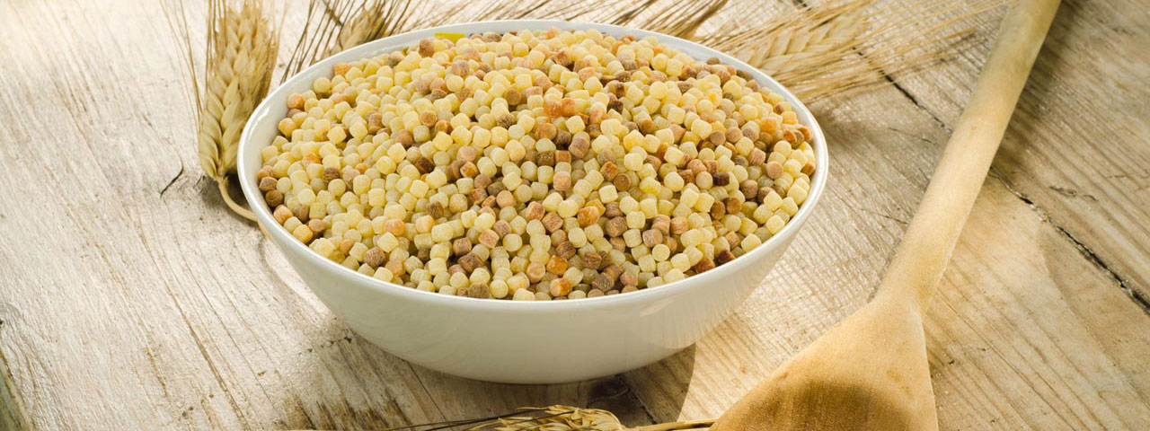 Immagine di ciotola di fregola sarda, dettaglio