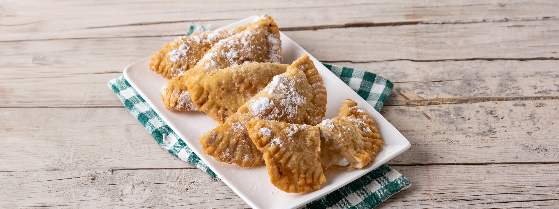 Piatto di culurgiones dolci